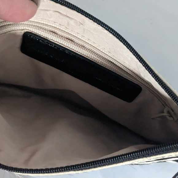 WILSON'S LEATHER BLACK PATENT LEATHER & ZEBRA PRINT WRISTLET 8" x 5" - Picture 5 of 12